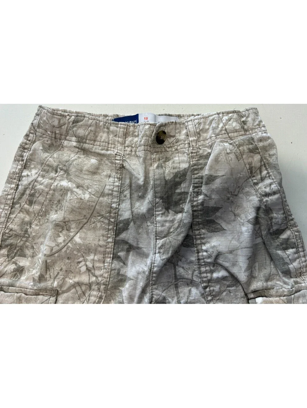 Old Navy Boys Light Camo Cargo Pants Size 12 Slim Baggy